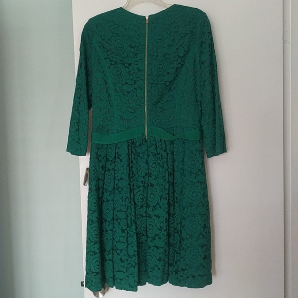 NWT Lace Dress - Picture 3 of 6